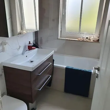 Penthouse Mit Grosser Terrasse U-bahn Nahe 아파트 *